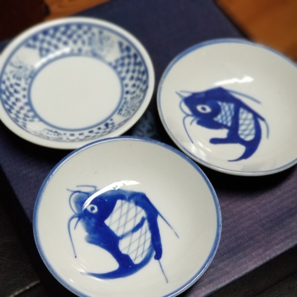 TOUGEI Porcelain Set of 3 Sushi Servingware